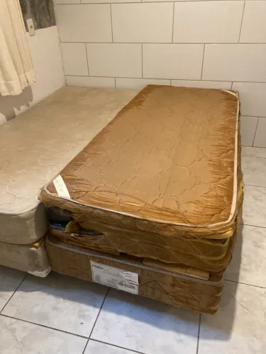 Cama box solteiro doação