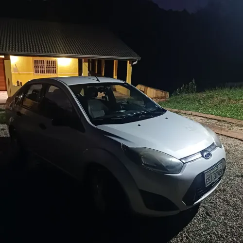 Ford Fiesta Sed. 1.6 8V Flex 4P 2012