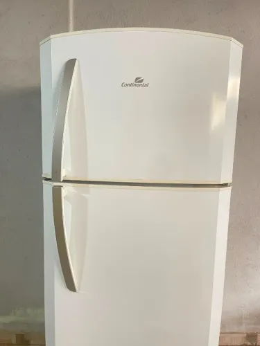 Geladeira Continental