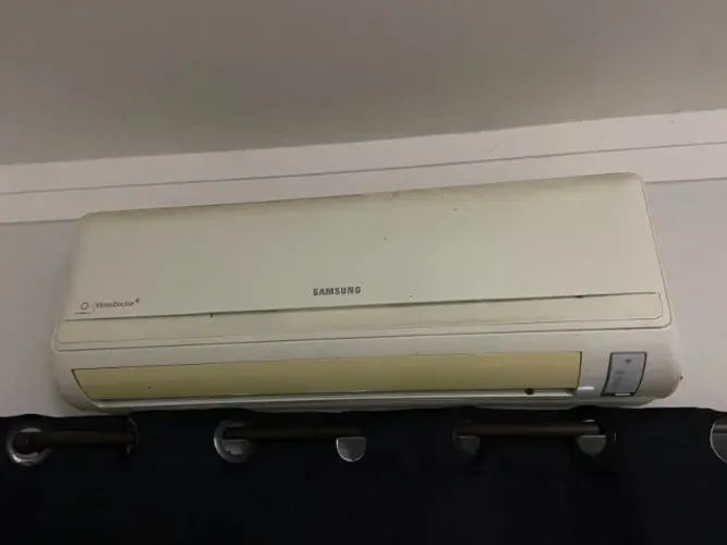 Ar-Condicionado Samsung Split 12.000 BTUs - Usado