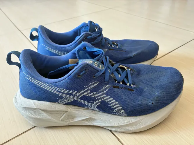 Tênis Asics Novablat 5