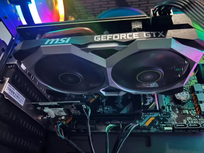 Placa de video 1660 ti 6gb
