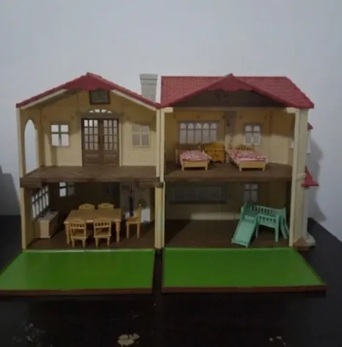 Casa telhado vermelho Sylvanian families (leia a descrição).
