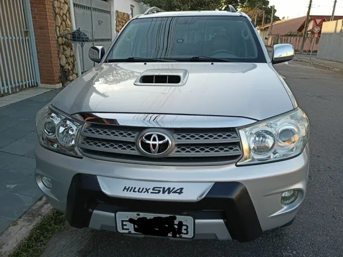 Toyota Hilux SW4 SRV D4-d 4X4 3.0 TDI Dies. AUT 2011