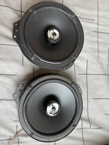 Auto Falantes 6? Hertz DCX165.3 120w rms