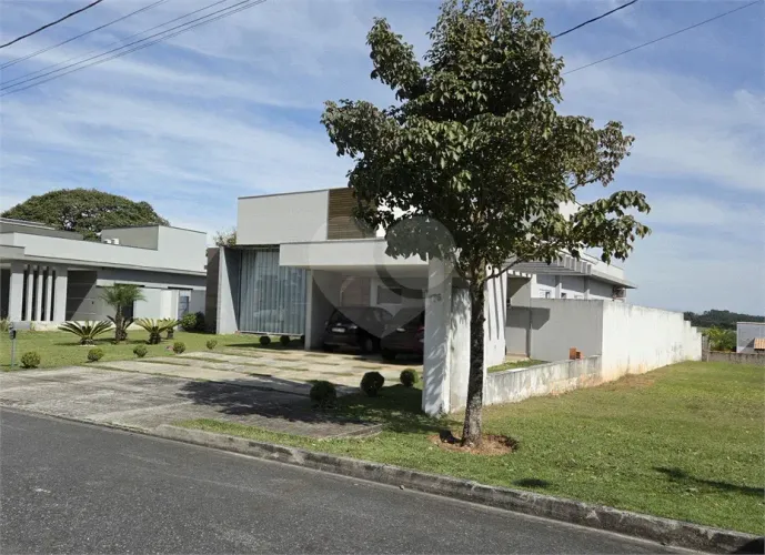 Casa à venda com 4 dormitórios no Condomínio Village Ipanema II em Araçoiaba da Serra SP