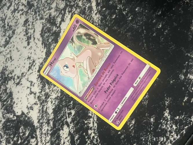 Carta Pokémon Mew (SM215) TCG Hidden Fates