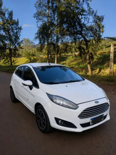 Ford Fiesta Sport 1.6 16V Flex Mec. 2016