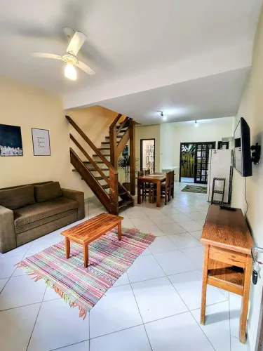 Flats à Venda na Praia de Cambury em Condomínio fechado