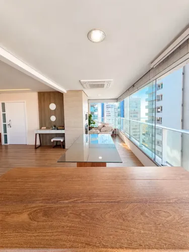 Ponta D'Areia 230m² | 4 Suítes | Frente Mar | 1 por Andar pra quem gosta de exclusividade