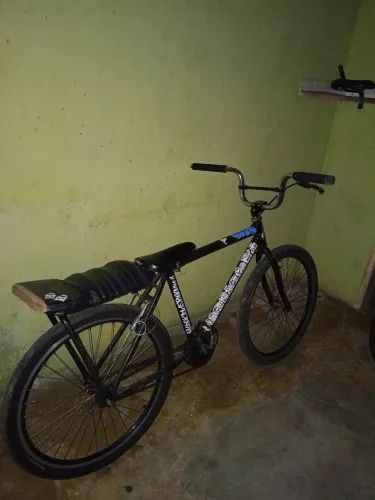Bike montadinha estilo BH aro 26 aceito troca em aro 29