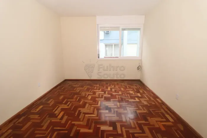 Apartamento reformado no Condomínio Dom Maximiliano