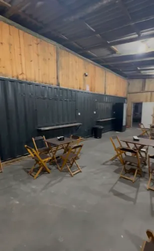 Vendo hamburgueria container, toda equipada.