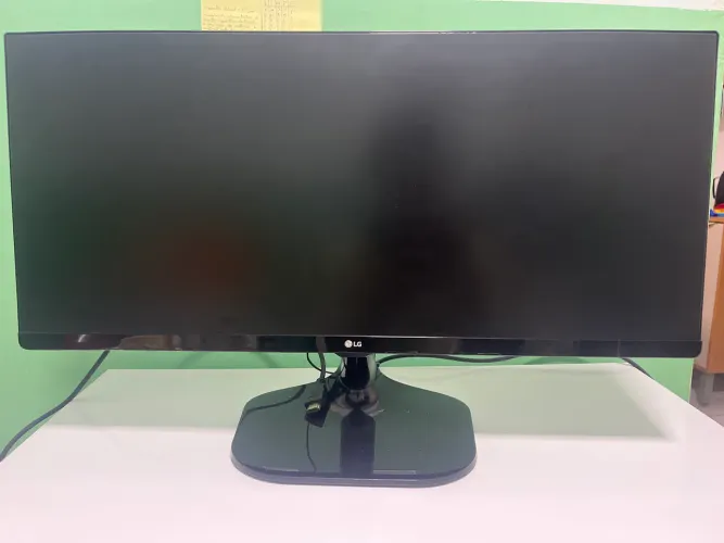 Monitor LG UltraWide 25" IPS Full HD (Modelo 25UM58).
