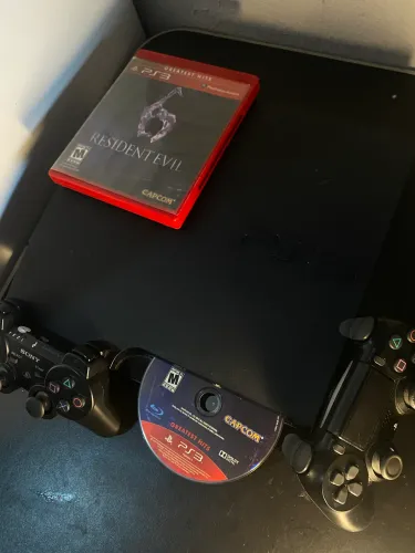 ? PlayStation 3 Slim 500GB Desbloqueado + 2 Controles
