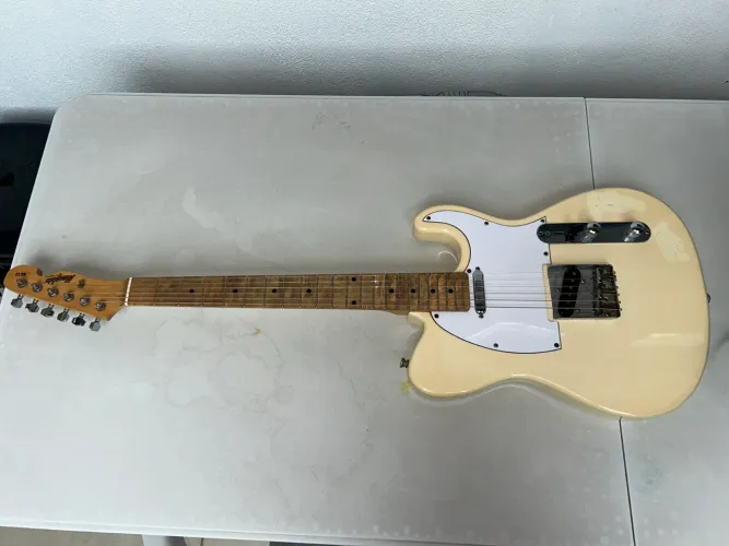 Guitarra Telecaster + Amplificador Rock