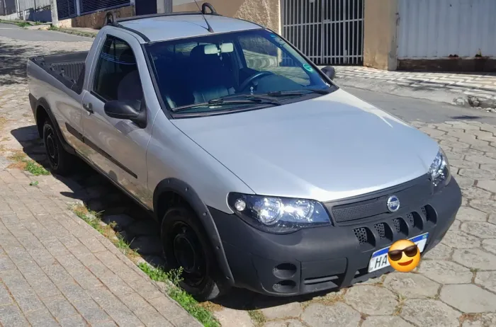 Fiat Strada Trekking 1.8 MPI Flex 8V CS 2005