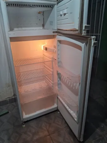 Geladeira Dako