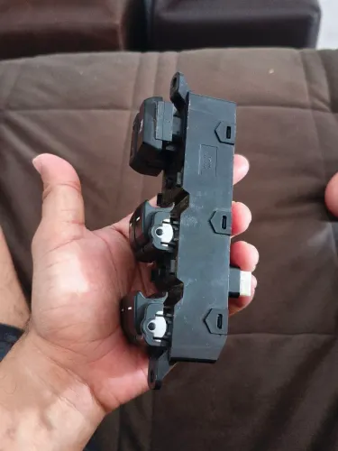 Comando botão vidro elétrico CRETA 2019 1.6