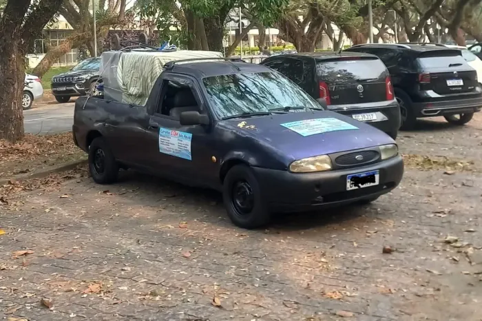 Ford Courier 1.3i/furgão 1998