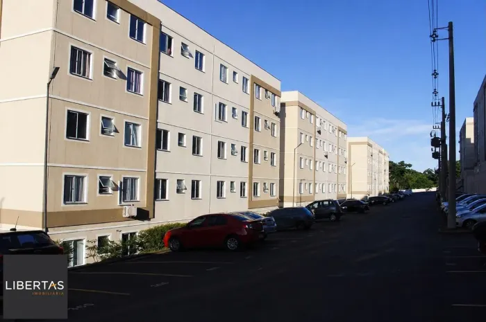 Apartamento com 02 dormitórios, 01 Vaga de garagem no Condomínio Porto Amalfi,