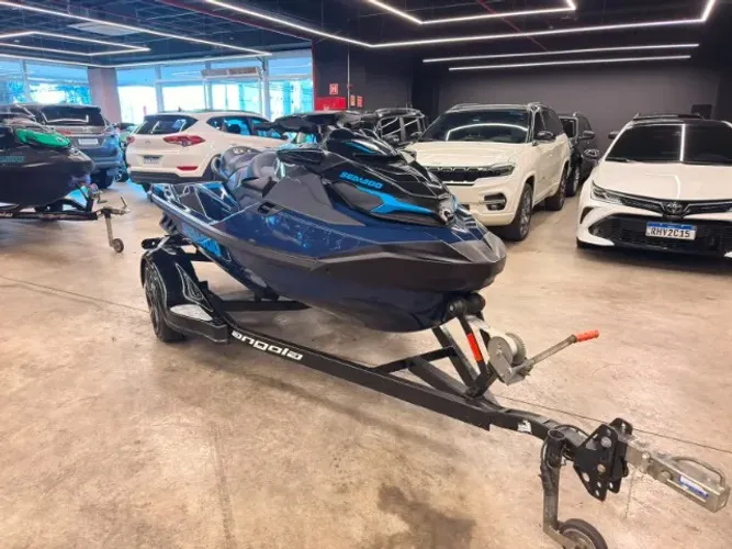 Jetski Sea-Doo GXT- 170 2025 | 40H