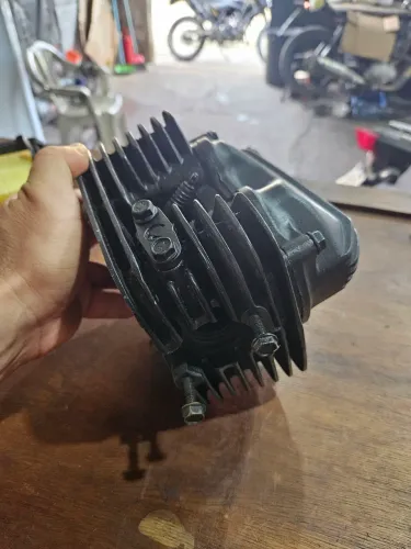 Cabeçote de dafra 150 carburada pega na cg125 