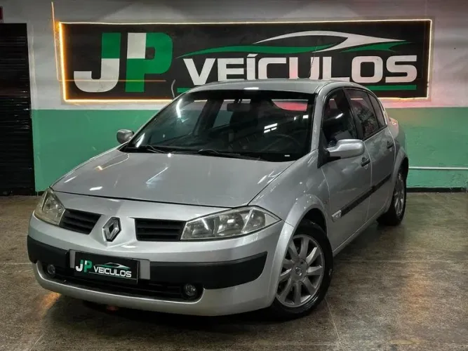 Renault Megane Sedan Expression Hi-flex 1.6 16V 2011
