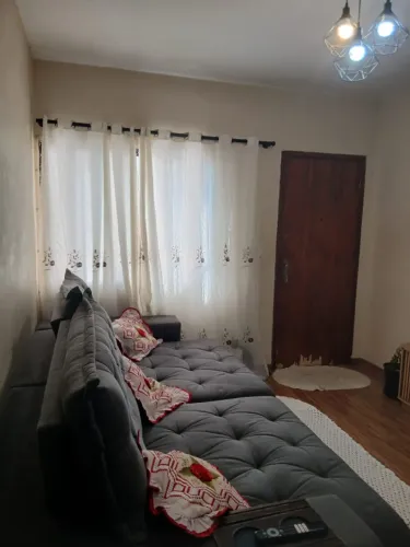 Apartamento para Venda em Carapicuíba, Vila Mercês, 2 dormitórios, 1 banheiro, 1 vaga