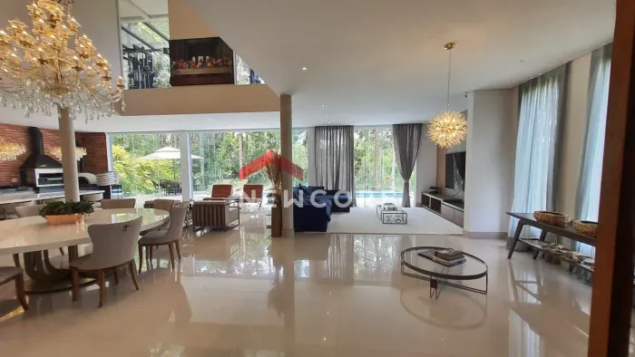 Casa de condomínio em Alameda Mário Quintana - Moinho Velho - Cotia/SP
