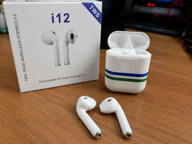 Fone Bluetooth i12 TWS Novo e Lacrado.