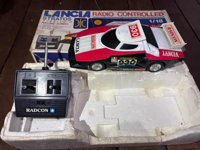 Carro lancia stratos racing turbo da marca radcon vintage