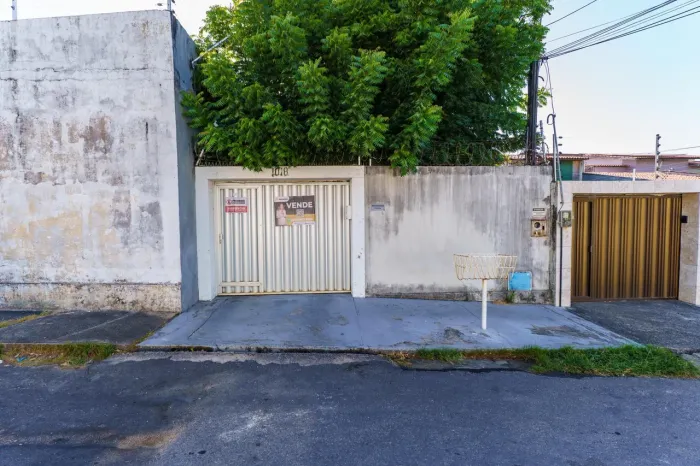 Casa 03 Quartos - Sapiranga Coité