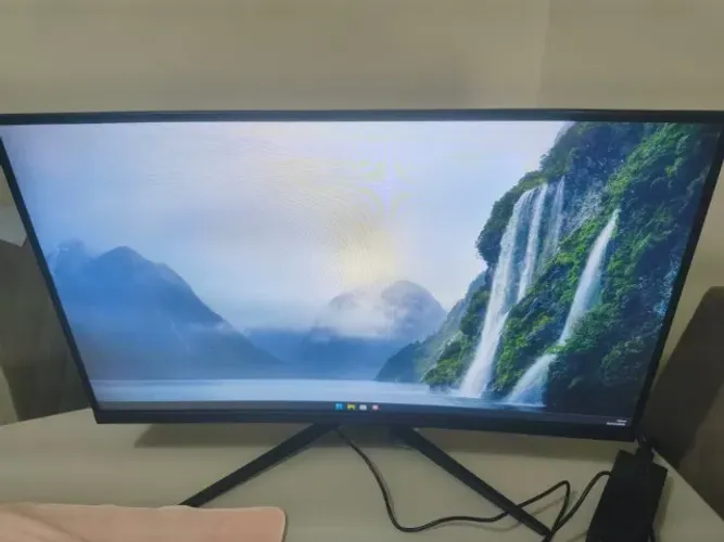 Monitor Mancer Valak ZX 181