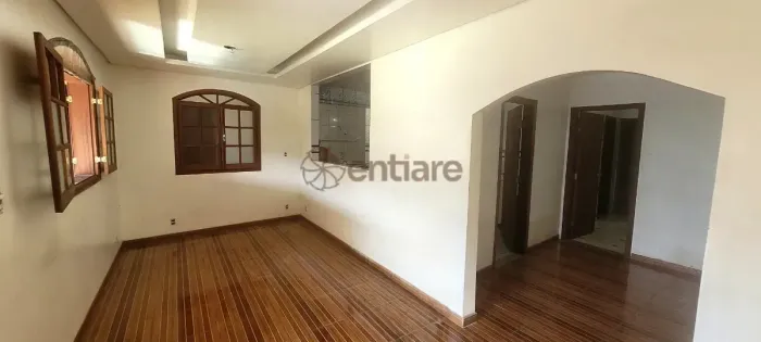 Casa com 4 quartos para alugar em Belo Horizonte