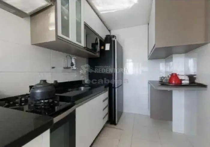 Apartamento com 03 próximo ao supermercado Assaí do centro.