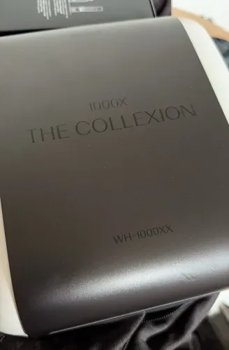 Fones de ouvido sem fio Sony WH-1000xx The Collexion Black