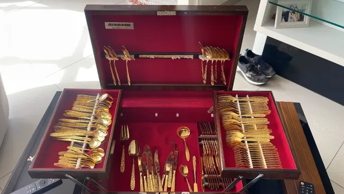 Faqueiro vintage dourado