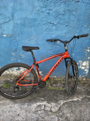 Bicicleta aro 29 usada vermelho conservado