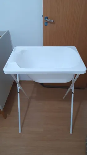 Banheira para bebe com suporte 