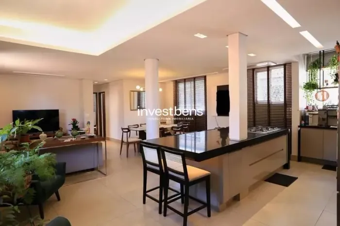 Apartamento de aproximadamente 230m² à venda 5 Quartos, 2 Suítes e 2 vagas Santo Antônio