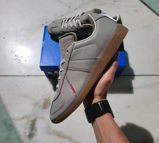 Tênis Adidas Bw Army x Hartcopy