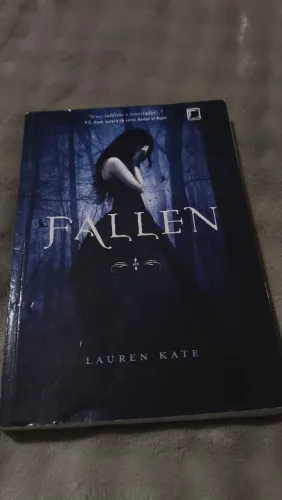 Fallen - Lauren Kate