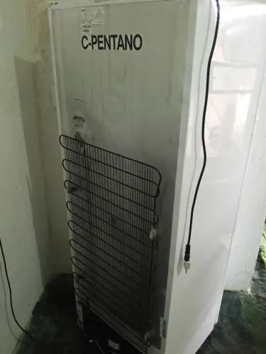 Geladeira Eletrolux com defeito