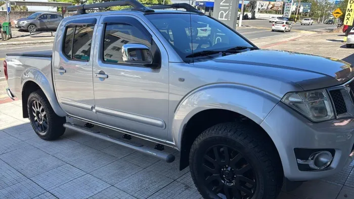 Nissan Frontier SL CD 4X4 2.5tb Diesel AUT 2014