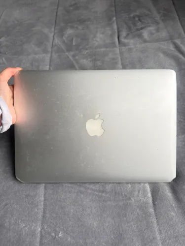 MacBook