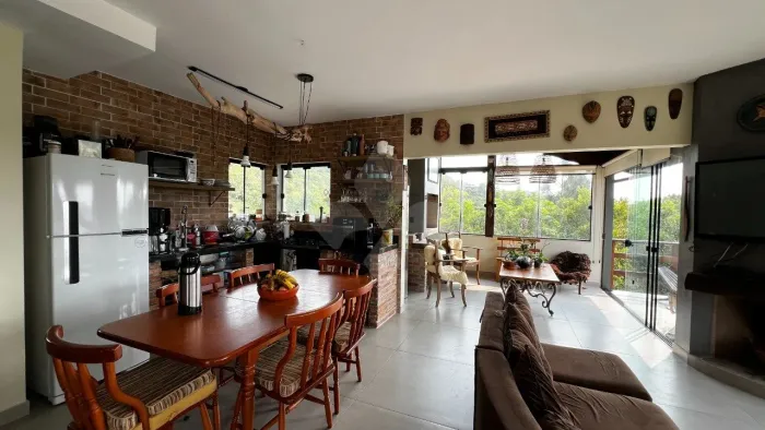 Casa 3 dormitórios, Bairro Ambrósio- Garopaba/ SC