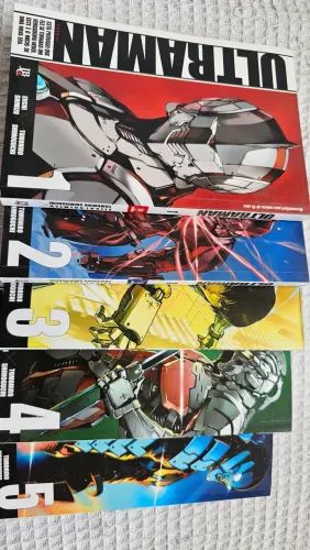 ULTRAMAN mangá 1 a 5 volumes