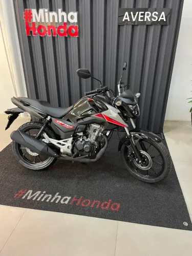Vendo essa moto