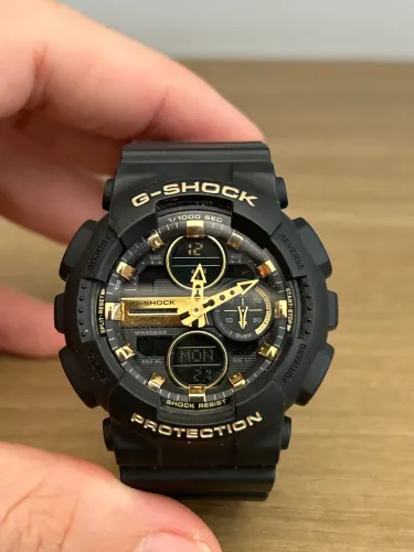 Relógio Casio G-Shock GA-110GB Preto e Dourado - Original